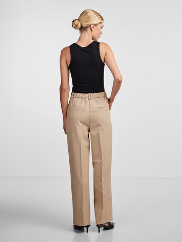 Y.A.S Wide leg Trousers with creases 'Likka' in Beige