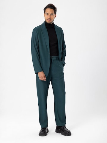 Antioch Loose fit Pleat-front trousers in Green
