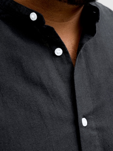 Jack & Jones Plus Средняя посадка Рубашка 'JJEBreeze' в Черный