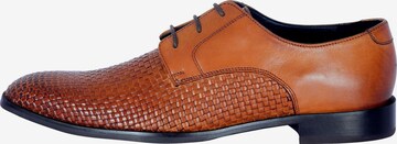 Gordon & Bros Lace-Up Shoes in Brown