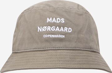 MADS NORGAARD COPENHAGEN Шапка с периферия 'Shadow' в сиво