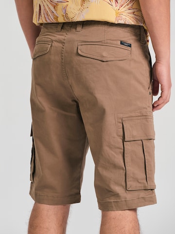 Regular Pantalon cargo Funky Buddha en marron