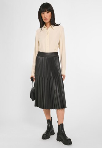 Basler Skirt in Black