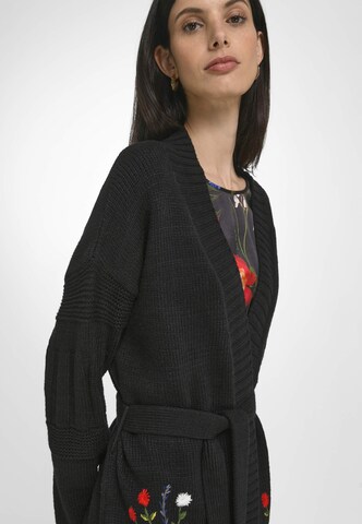 Laura Biagiotti Roma Knit Cardigan in Black