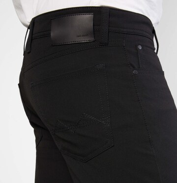 MAC Regular Jeans 'Arne' in Schwarz