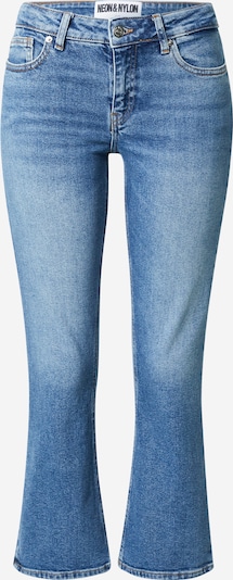 NEON & NYLON Jean 'EMILY' en bleu denim, Vue avec produit