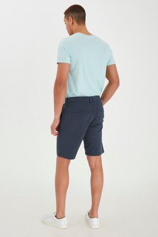 Casual Friday Regular Chinoshorts 'TOROS' in Blau