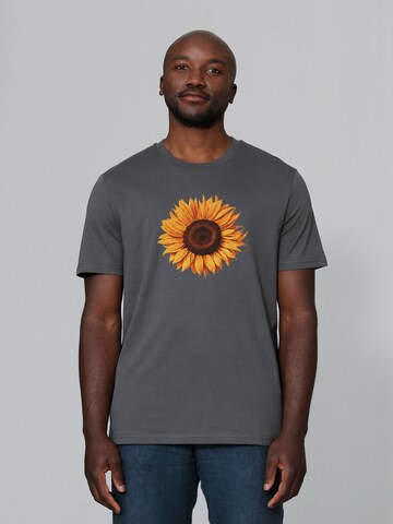 Watapparel Shirt 'Sonnenblume' in Grey: front
