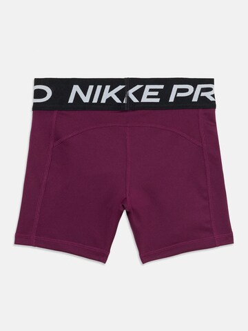 NIKE Skinny Sportshorts 'Leak Protection' in Rot