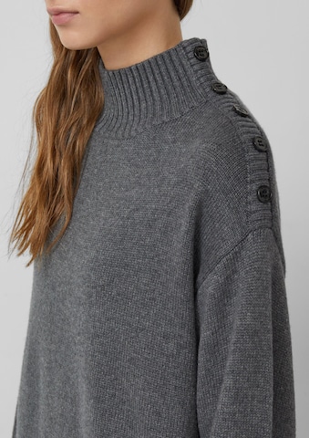 Robes en maille s.Oliver en gris