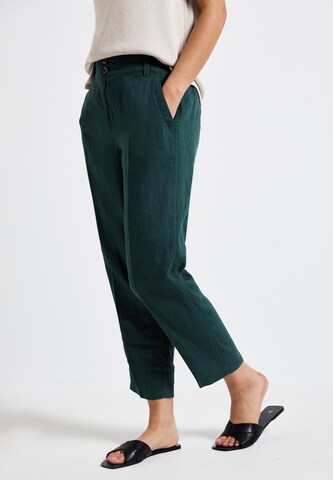 STREET ONE Regular Pants in Green: front