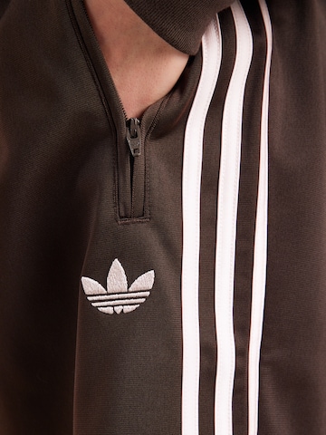 ADIDAS ORIGINALS Loosefit Nadrág 'FIREBIRD' - barna