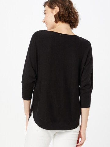 QS Sweater in Black