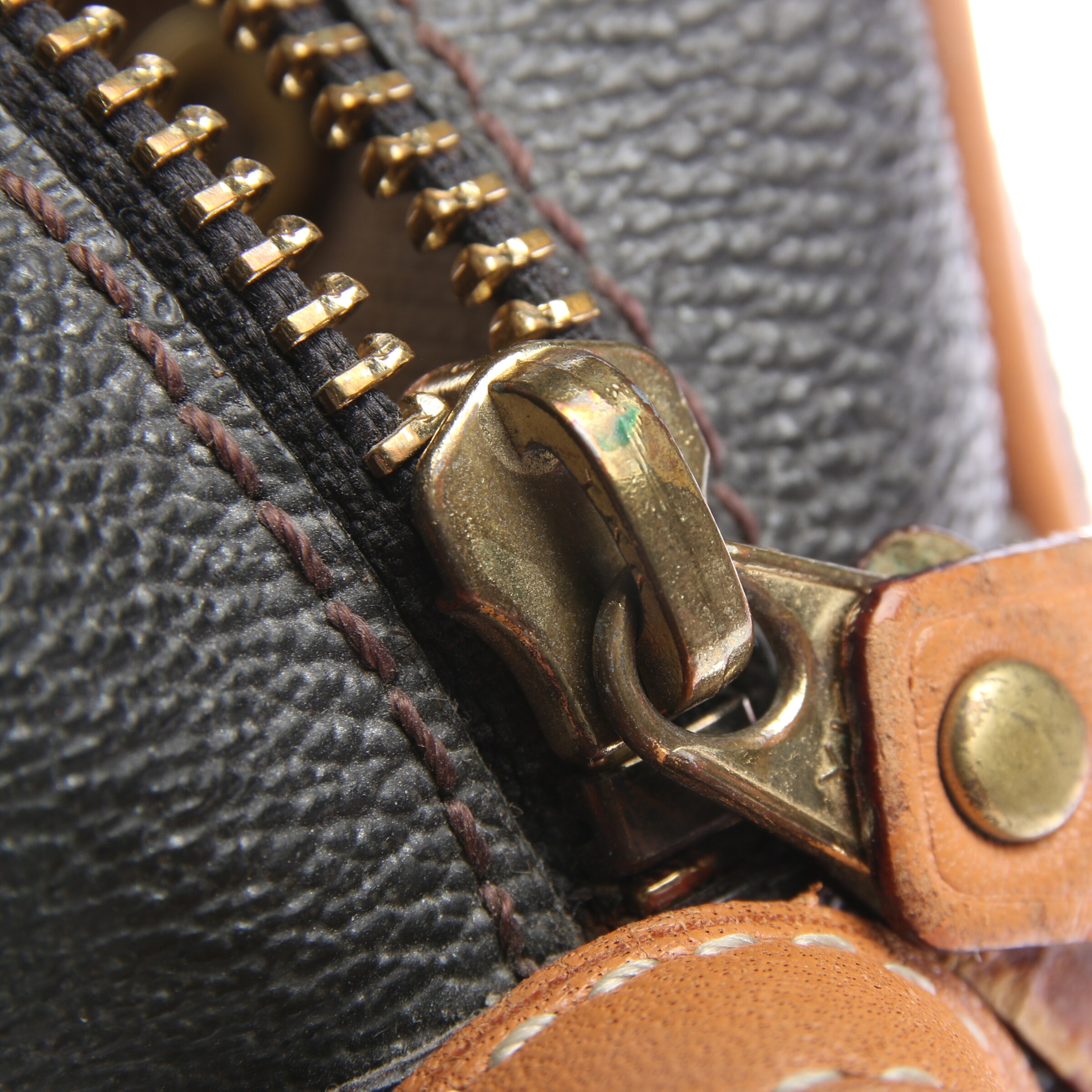 AIGNER Bag in One size in Brown