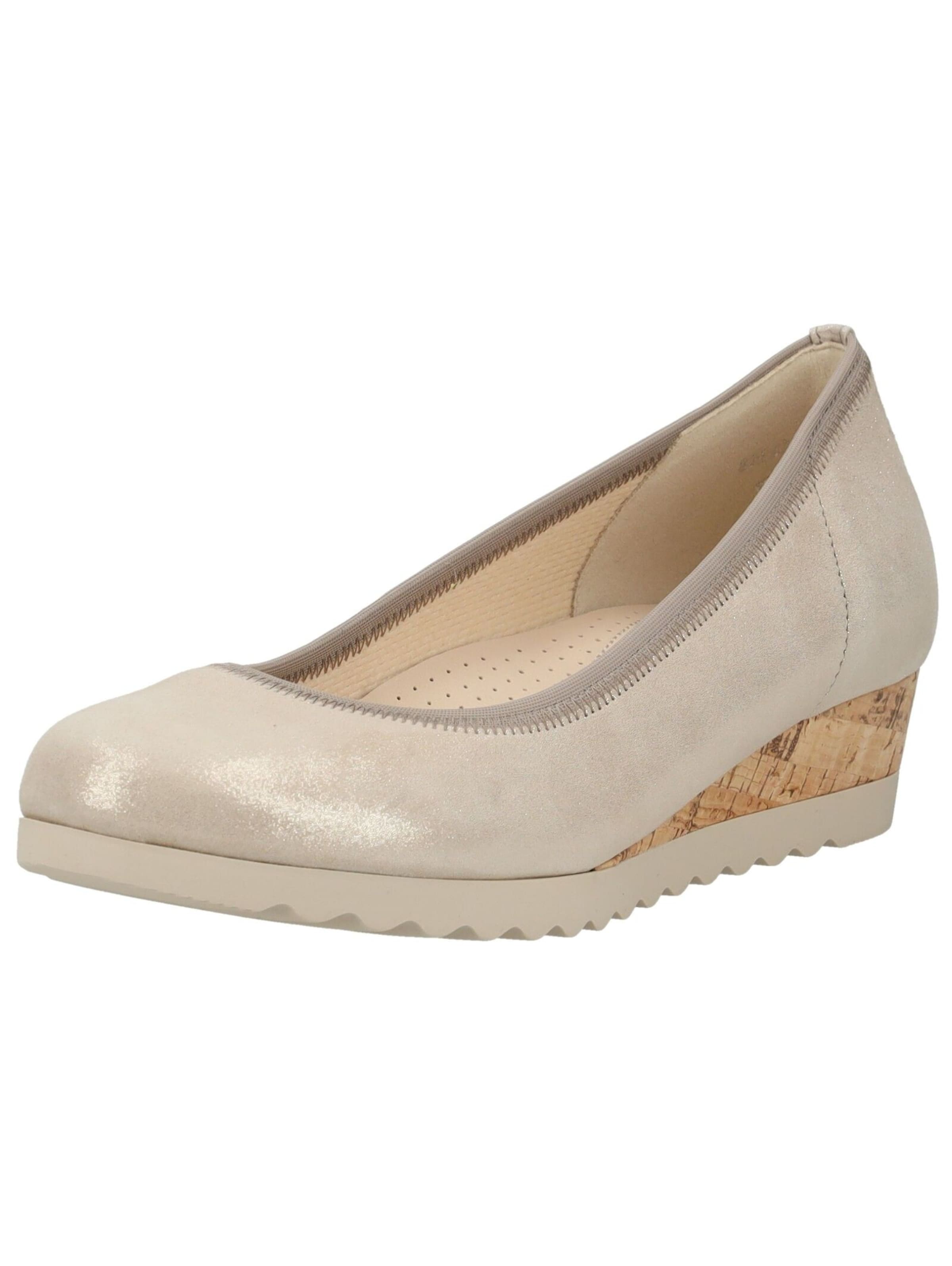 GABOR Pumps in Beige: front