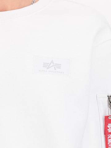 ALPHA INDUSTRIES Sweatshirt i vit