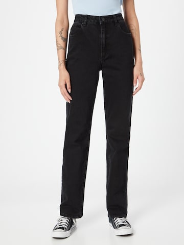 Abrand Regular Jeans in Black: front