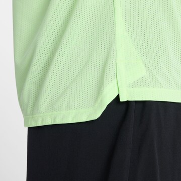 new balance Shirt in Green