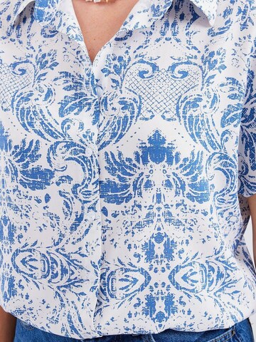 Bigdart Blouse in Blue