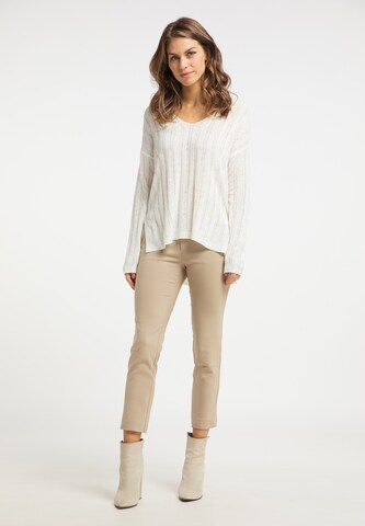 Usha Pullover i hvid