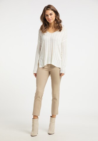 Pullover di Usha in bianco