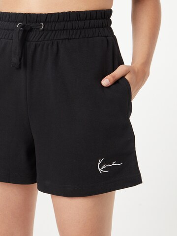 Karl Kani Regular Shorts in Schwarz