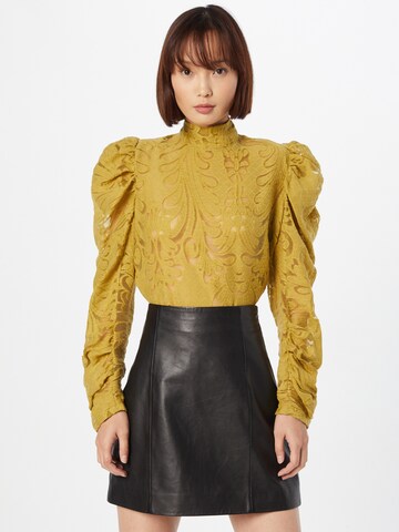 Sisley Blouse in Yellow: front