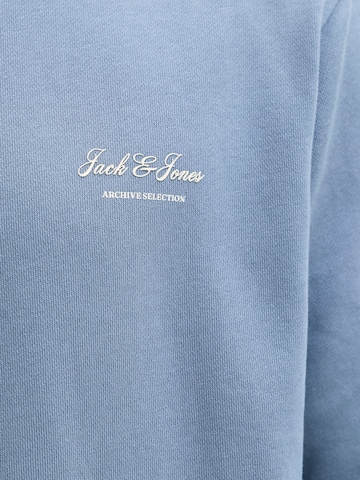 Sweat-shirt 'JJEARCHIVE' Jack & Jones Plus en bleu