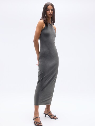 Pull&Bear Dress in Grey: front