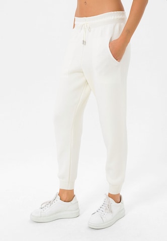 Jimmy Sanders Tapered Sportbroek in Wit: voorkant