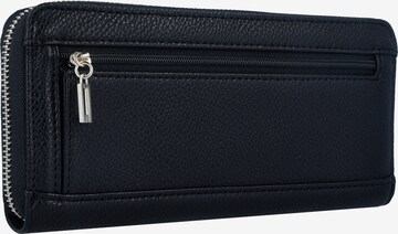 GUESS Wallet 'Vikky' in Black