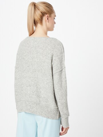 Emily Van Den Bergh Пуловер в сиво