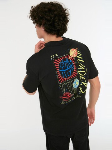 Trendyol Shirt in Black