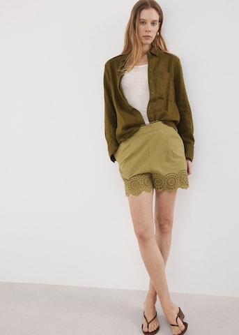 MANGO Regular Shorts 'Milana' in Grün