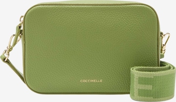 Coccinelle Handtasche 'COCCINELLE TEBE' in Grün: Vorderseite