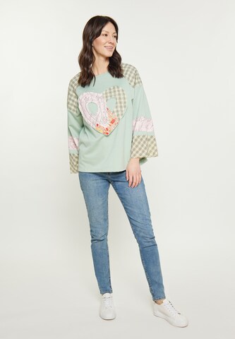 usha BLUE LABEL Blouse in Green
