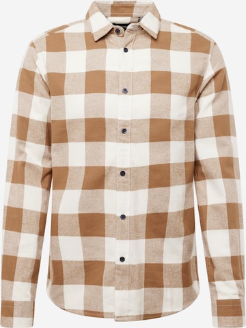 Coupe slim Chemise 'GUDMUND' Only & Sons en marron : devant