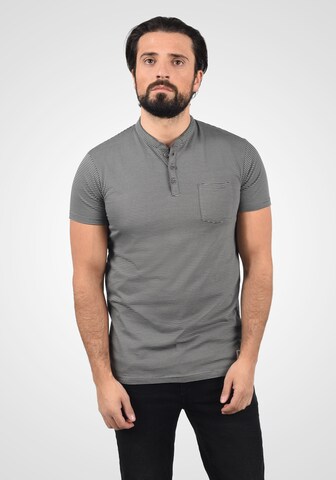 Maglietta 'Alfi' di !Solid in grigio: frontale