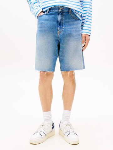 Tommy Jeans Loose fit Jeans 'ISAAC' in Blue: front