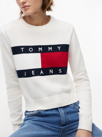 Tommy Jeans Pulóver - fehér