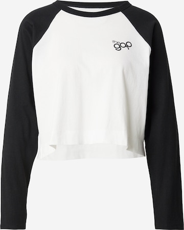 Tricou de la GAP pe negru: față