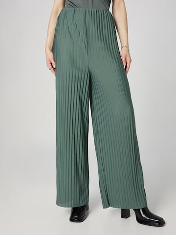Guido Maria Kretschmer Collection Wide leg Pants 'Saphia' in Green: front