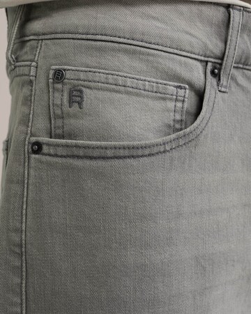 WE Fashion regular Jeans i grå