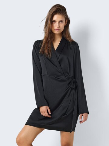 Noisy may - Vestido 'NMLEYLA' en negro: frente