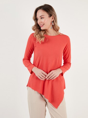 Camicia da donna di LELA in rosso: frontale