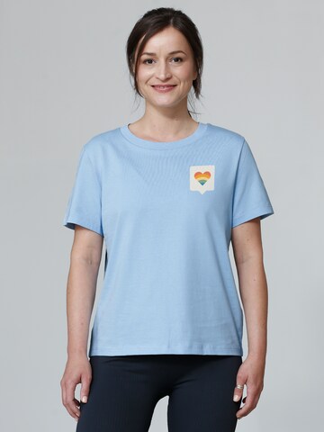 Watapparel Shirt 'Von Herzen' in Blau: Vorderseite
