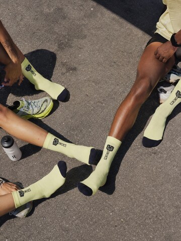SWORTS Athletic Socks 'WFW' in Yellow