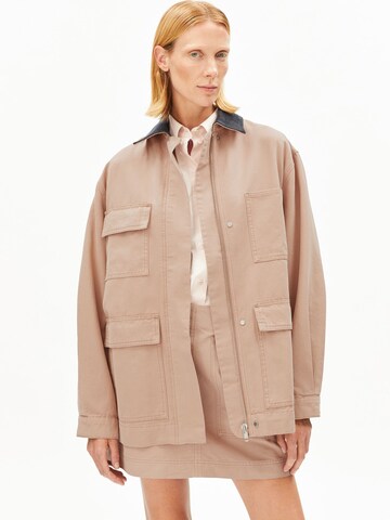 ARMEDANGELS Overshirt WORKWEAR CANVAS in Braun: Vorderseite