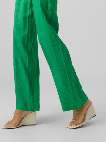 VERO MODA Wide leg Trousers 'Rom' in Green