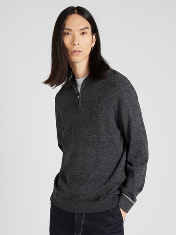 BURTON MENSWEAR LONDON Sweater in Grey: front